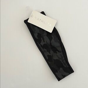 nwt athleta flurry reflective workout headband 2.0 black camo, one size